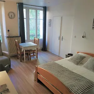 Joli Calme Parking Proche Thermes Et Centre Aix-les-Bains