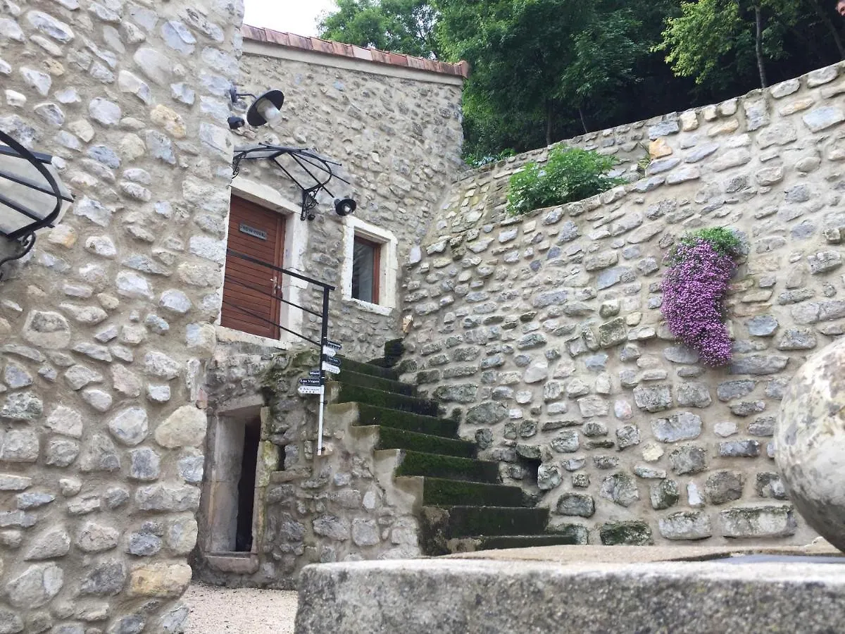 Villa Loft Stories à Baix Hébergement de vacances